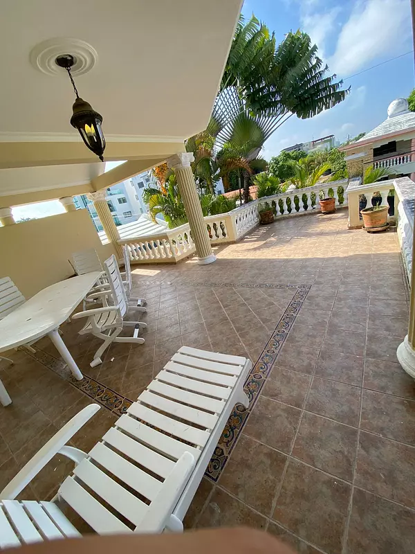 casas - Casa en los Laureles, Santiago 3