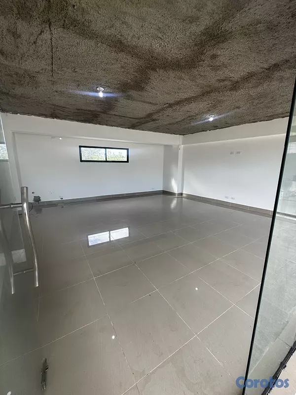 oficinas y locales comerciales - LOCAL COMERCIAL 4