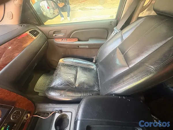 jeepetas y camionetas - Chevrolet tahoe 2007  8