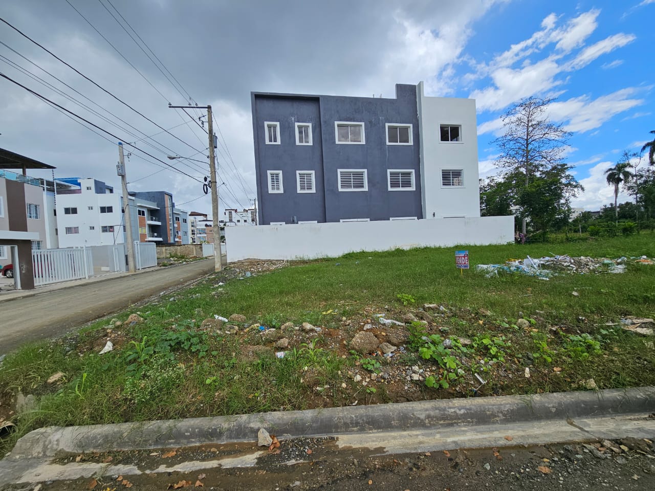 solares y terrenos - Se vende solar en San Francisco de Macorís Macoris, Carretera Las Cejas 2