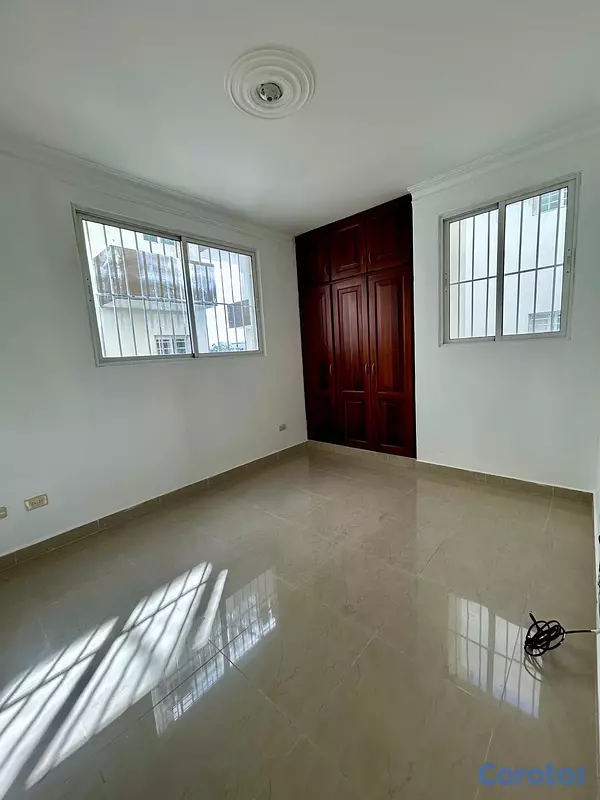 apartamentos - tercer nivel de venta en La Española 10