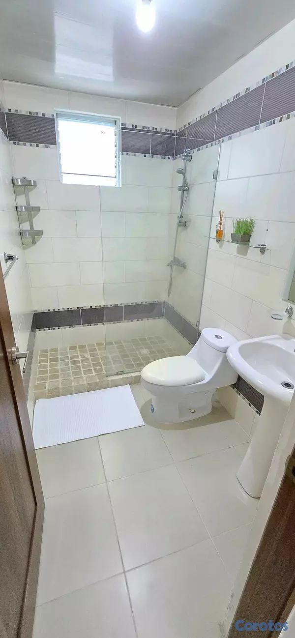 apartamentos - ALQUILÓ 1er piso amueblado cerro hermoso a 2 minutos de unión medica 4