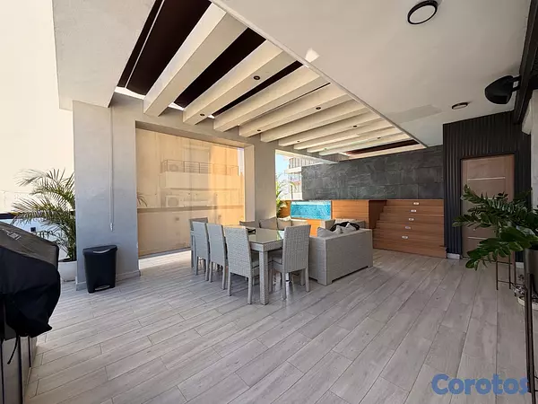 apartamentos - Penthouse con jacuzzi privado, 4 habitaciones, 3 parqueos  16