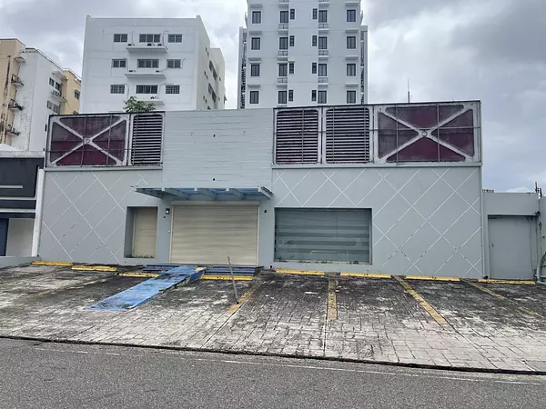 oficinas y locales comerciales - Local Comercial en Naco Santo Domingo Distrito N. 2