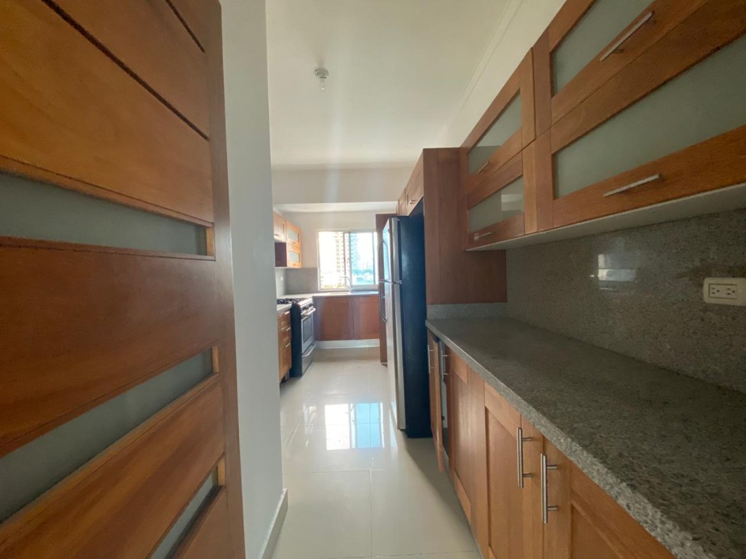apartamentos - Alquilo apartamento en Serralles con línea blanca 3