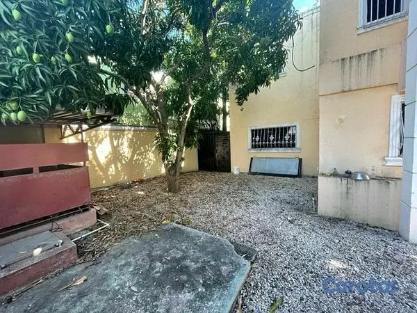 casas - Venta de Casa en La castellana 4