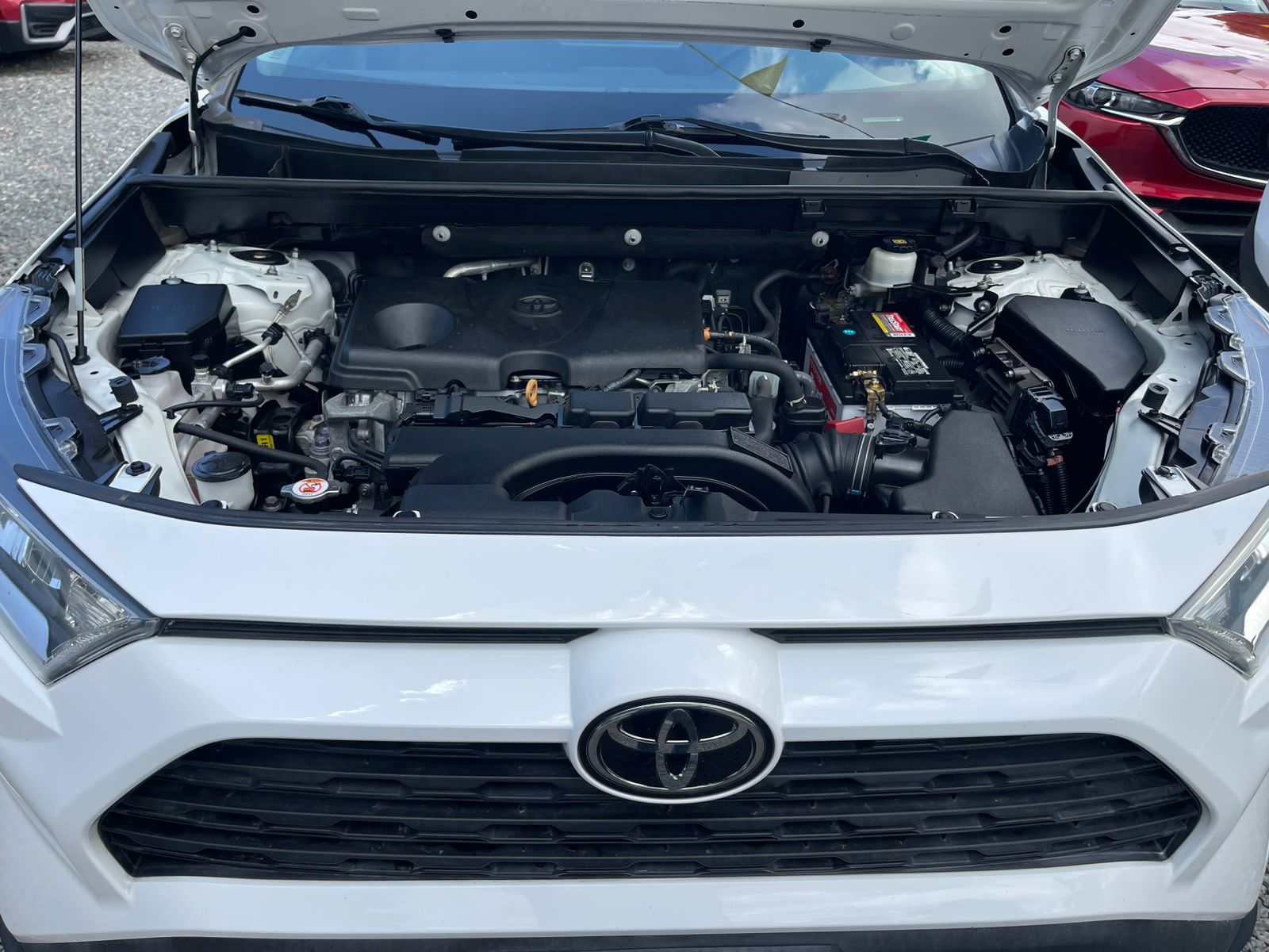jeepetas y camionetas - Toyota Rav4 XLE 2021 Recien Importada 9
