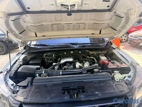 jeepetas y camionetas - Nissan frontier 2023 2