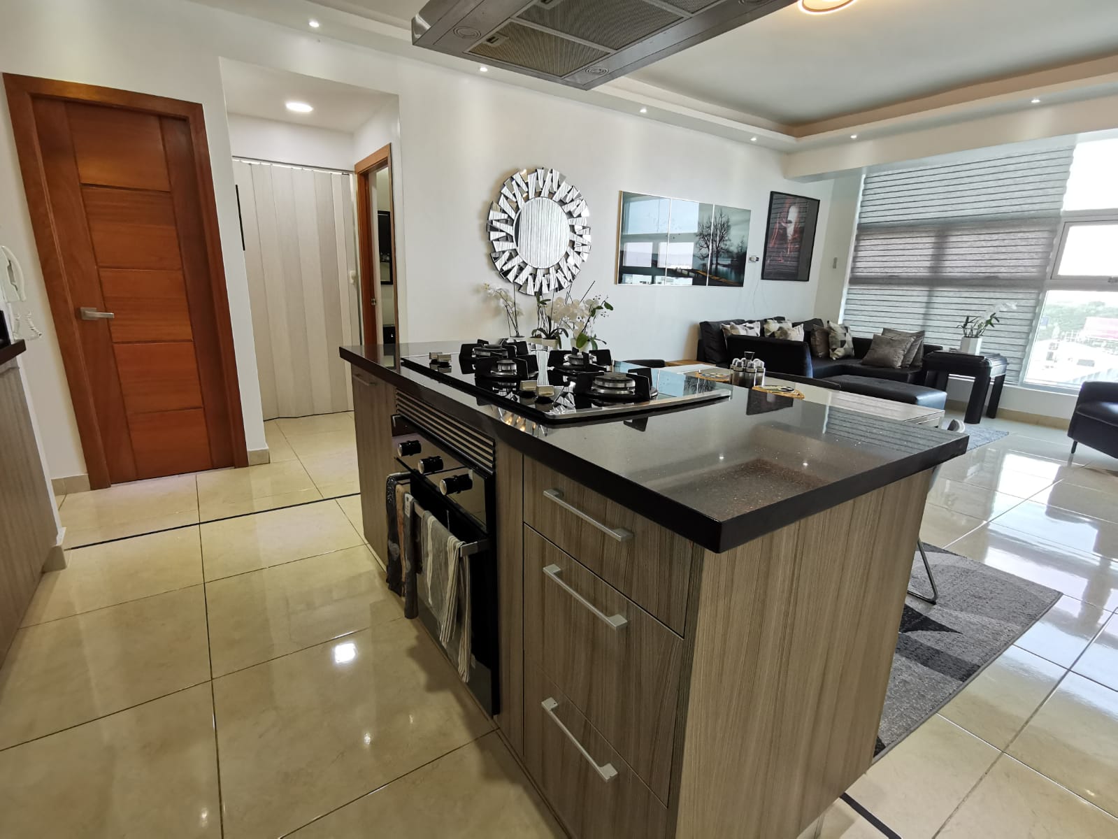 apartamentos - ALQUILO APART. AMUEBLADO  EN EL VERGEL PROX. 27 7