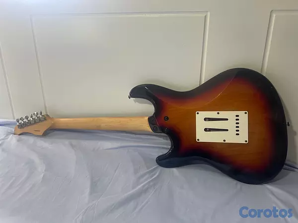 instrumentos musicales - Guitarra Eléctrica  4