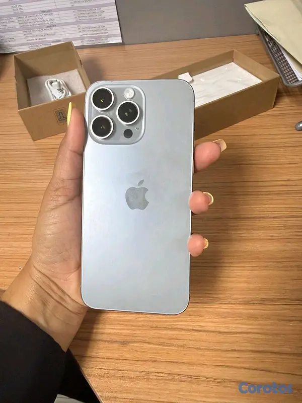 celulares y tabletas - iPhone 15 Pro max total mente factory  3