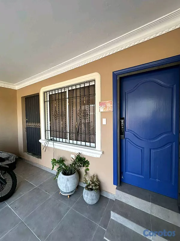 casas - Venta de Casa en Ciudad Real I Residencial cerrado  3