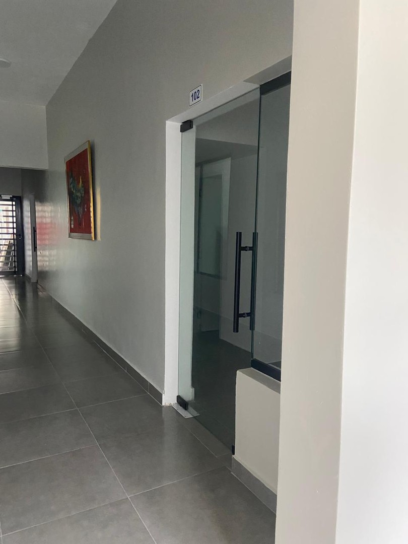 oficinas y locales comerciales - Locales en Alquiler En Gazcue Nuevos desde 42 a 91 metros tenemos primer pisos  1