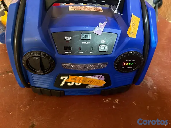 accesorios para vehiculos - cargador de batería de carro  2