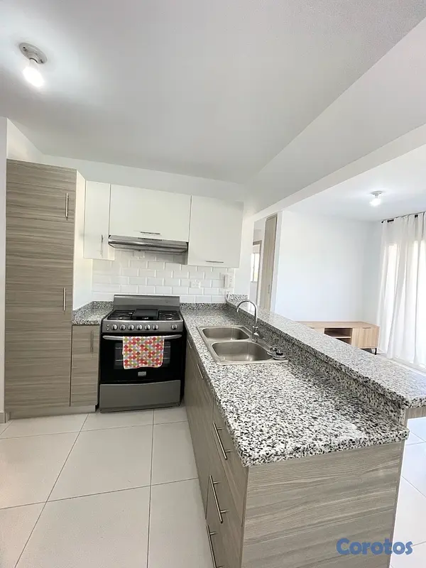 apartamentos - Se renta apartamento sin muebles  de 2 habitaciones en Crisfer Punta cana  4