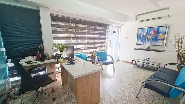 casas - Propiedad comercial en venta  10
