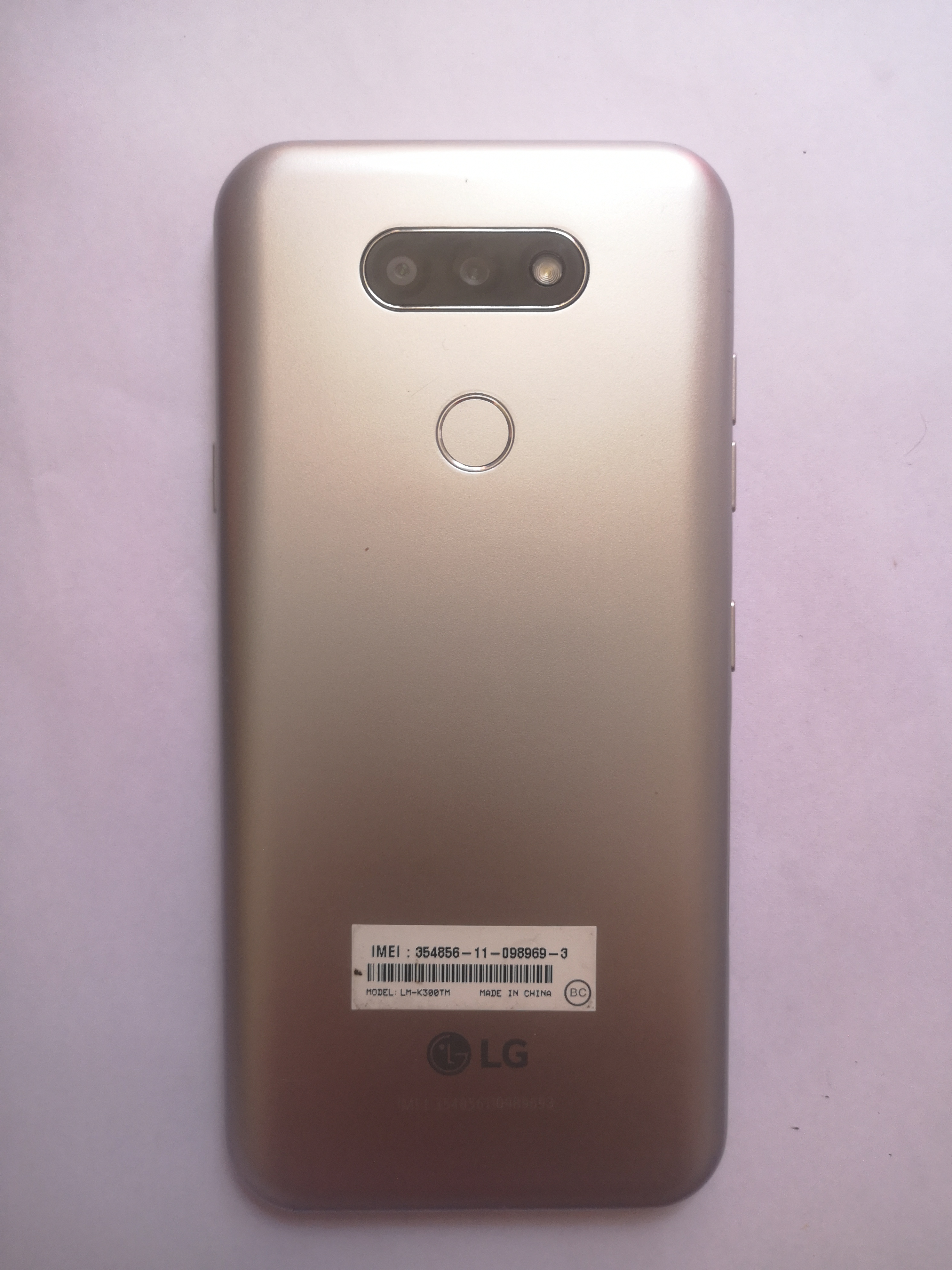 celulares y tabletas - LG aristo 5  1