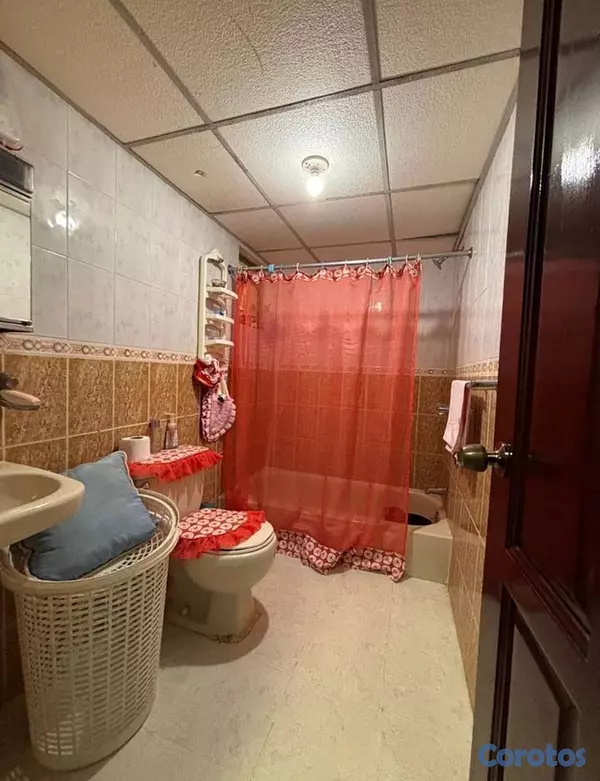 apartamentos - Venta de Amplio Apartamento vacío en – Los Restauradores 135 m² 6