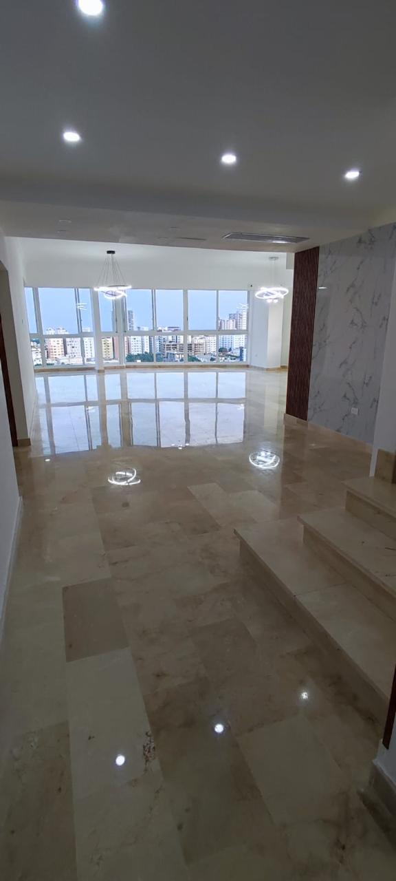 apartamentos - Penthouse de 480m2 en Evaristo Morales | 4 habs 3