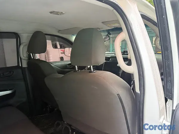 jeepetas y camionetas - Nissan Frontier  10