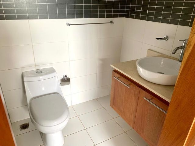 apartamentos - Apartamento amueblado en venta, 2 habitaciones c/baño, areas comunes, aire acond 8