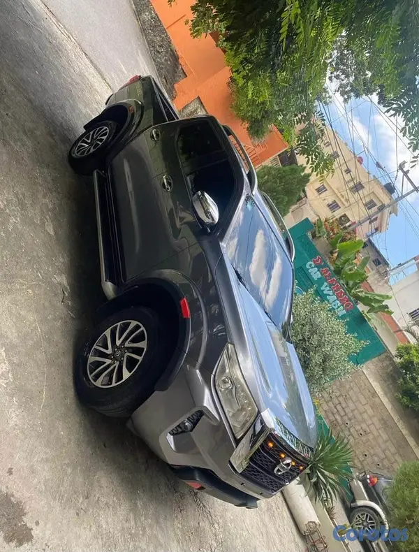 jeepetas y camionetas - Nissan Frontier 2018 2