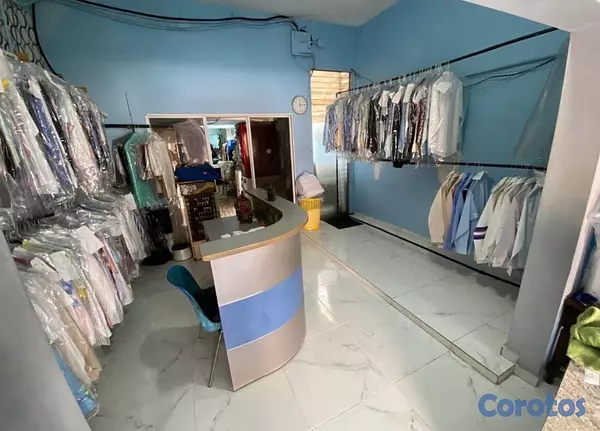oficinas y locales comerciales - OPORTUNIDAD DE INVERSIÓN LAVANDERÍA EN LA ZONA COLONIAL, NEGOCIO+INMUEBLE 3