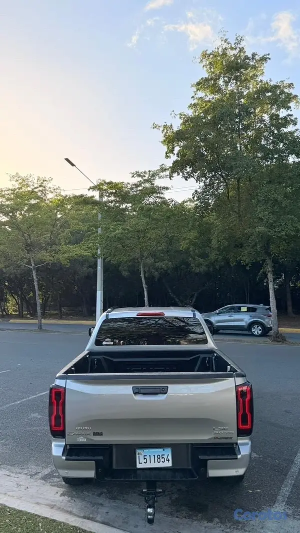 jeepetas y camionetas - Isuzu Dmax 2025 7