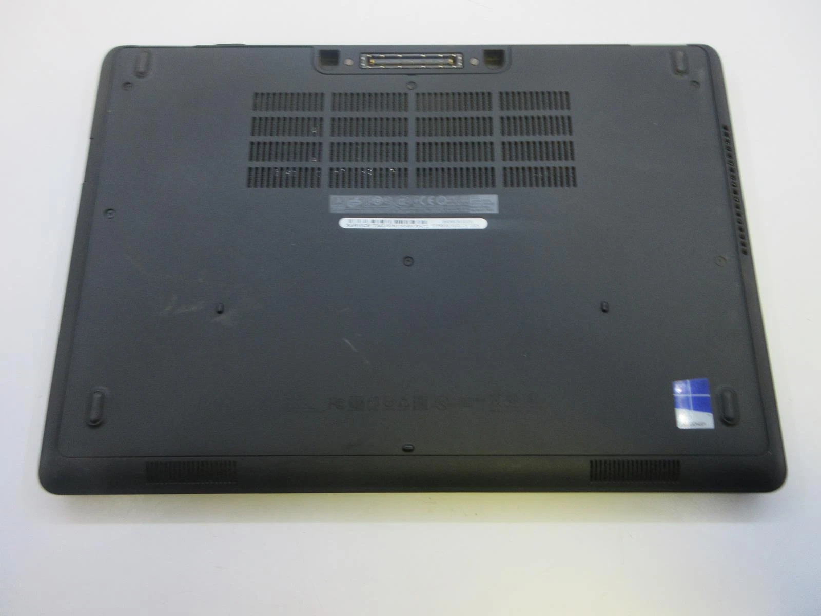 computadoras y laptops - Laptop Dell E5450 8GB i5-5300 2.30 Ghz para Piezas 2