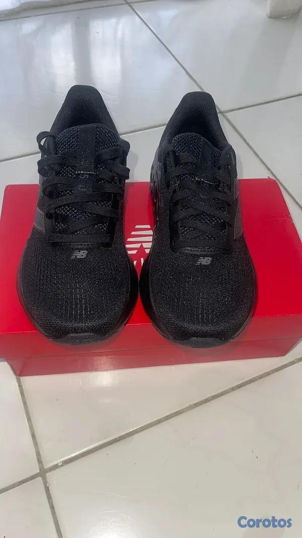 zapatos para mujer - NEW BALANCE NUEVOS SIZE 7.5 DE MUJER  10