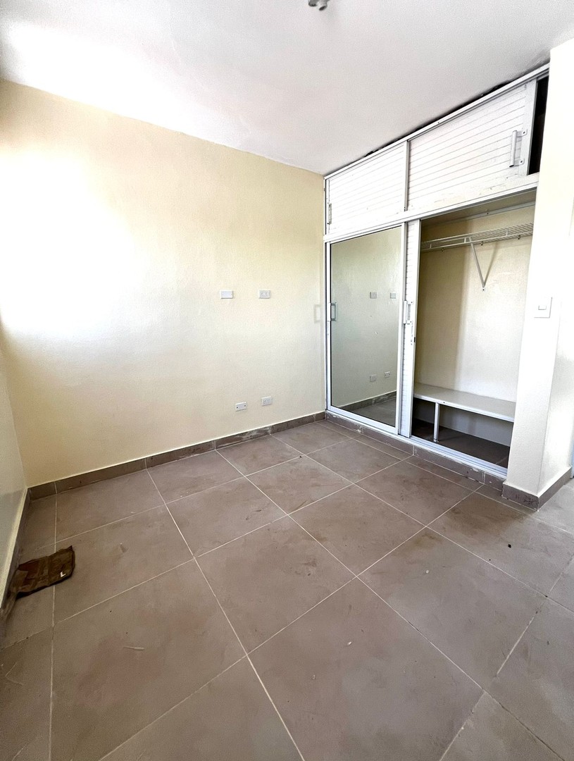 otros inmuebles - Gran Oportunidad de Inversion, Edificio de Aparta-Estudios  3