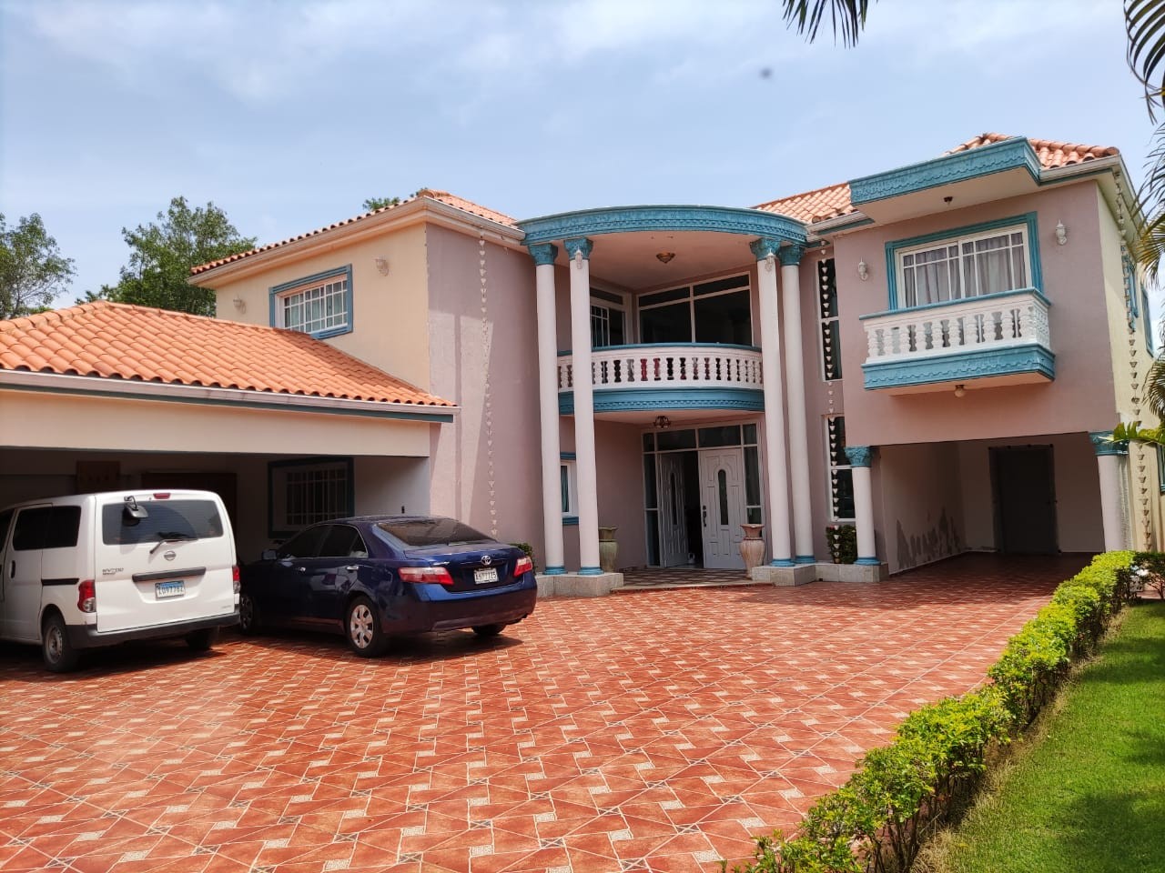 casas vacacionales y villas - DE VENTA ESTA GRANDIOSA VILLA EN METRO 0