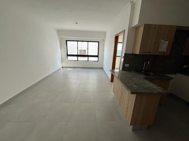 apartamentos - Apartamento en alquiler #24-1155 de 1 habitación, ascensor, en Evaristo Morales  1
