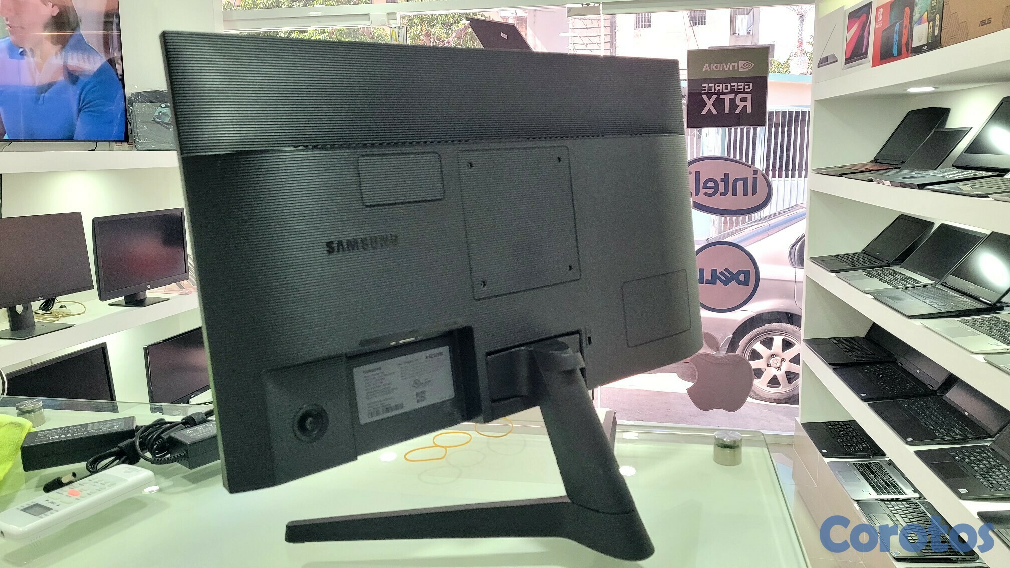 computadoras y laptops - Monitor Samsung 24 Pulg full 1080p ips Sin bordes hdmi 2