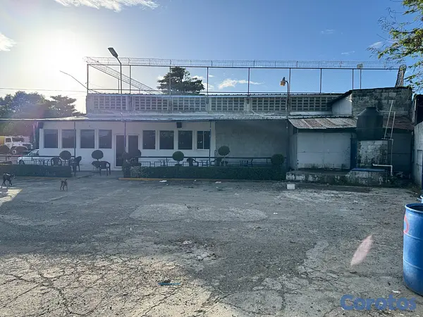 solares y terrenos - Solar Comercial En Venta En Av. Libertad, San Fran 8