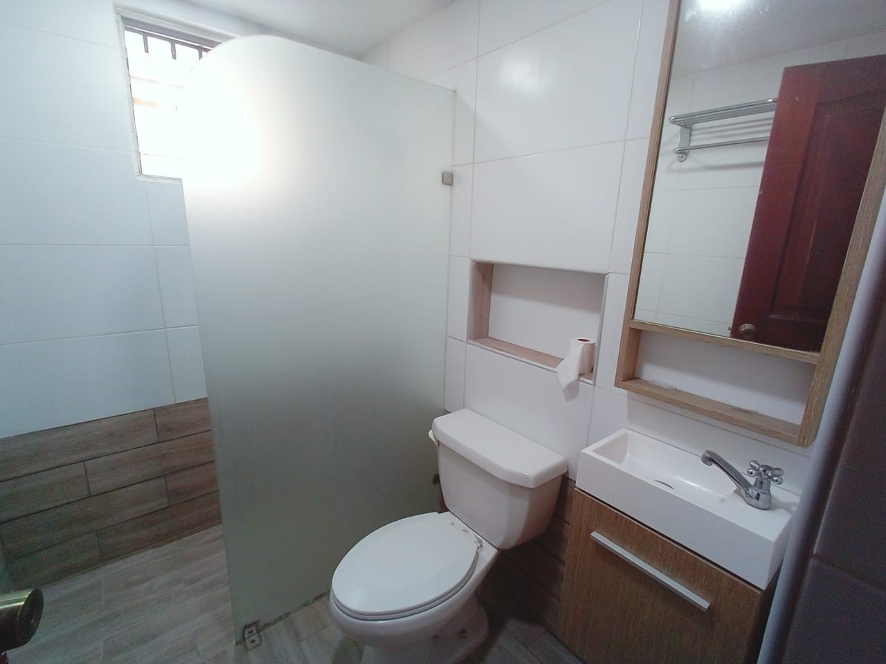 casas - VENDO CASA EN DON HONORIO 7