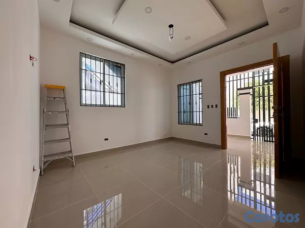 casas - CASA EN VENTA EN SANTIAGO DE LOS CABALLEROS  4