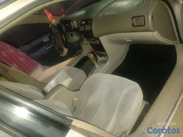 carros - sevende toyota corolla 2001  $145 4