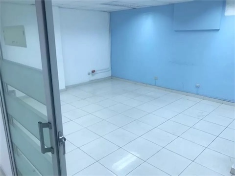 oficinas y locales comerciales - Local en primer nivel 258 m  4