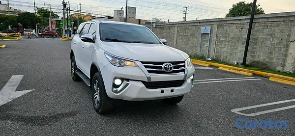 jeepetas y camionetas - Toyota fortuner 2018  2