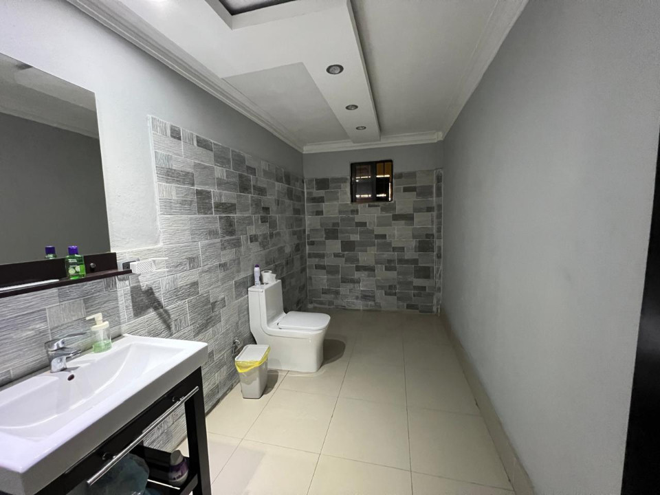 casas - Casa en venta con piscina en Bonao 9
