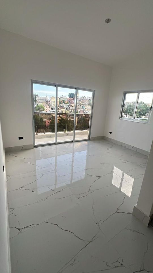 casas - Casa de 4 habitaciones , moderna ,cómoda y amplia  2