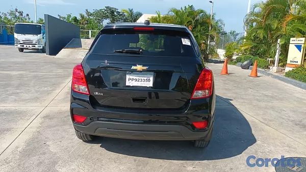 jeepetas y camionetas - Chevrolet TRAX  2020 OFERTA 8