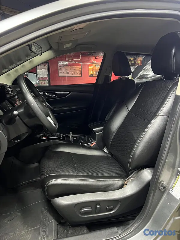 jeepetas y camionetas - Nissan Rogue SV Sport 2017 2