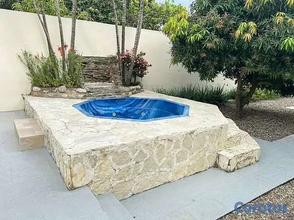 casas - Exclusiva Residencia En Zona De Alta Demanda, Los  10