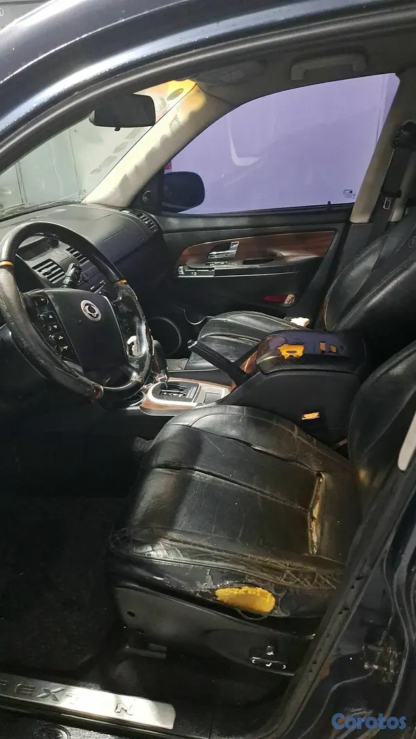 jeepetas y camionetas - Ssangyong Rexton 2007 4