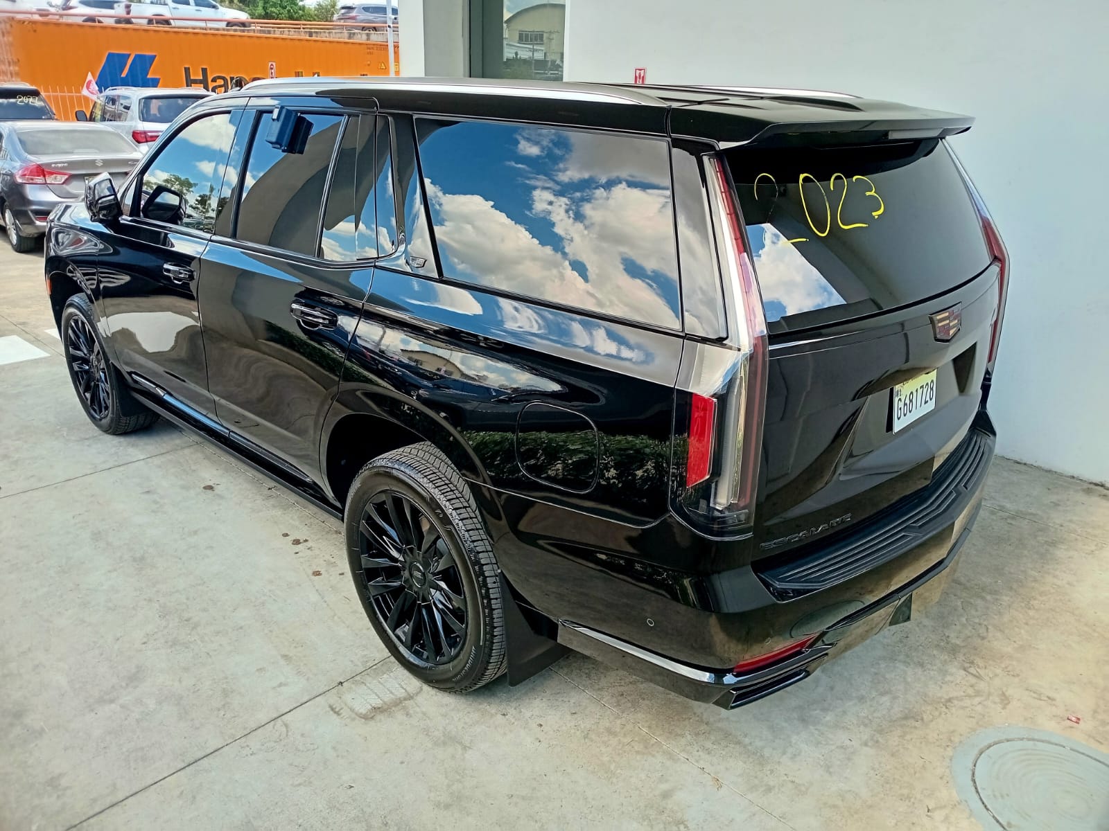 jeepetas y camionetas - Cadillac Escalade Premium Luxury 2023 4