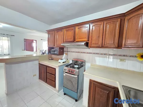 casas - venta de casa en la autopista de san isidro brisa oriental Santo Domingo este  5