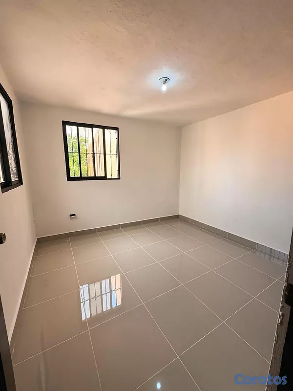 casas - Casa amplia, segura y lista para vivir-San Isidro 9