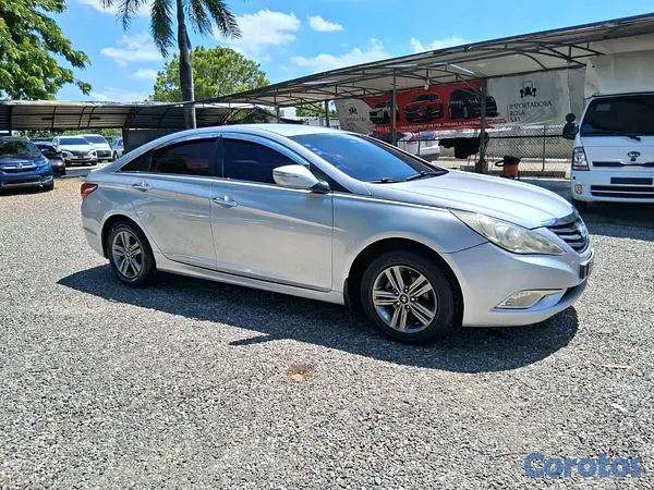 carros - hiunday y20 2015 2